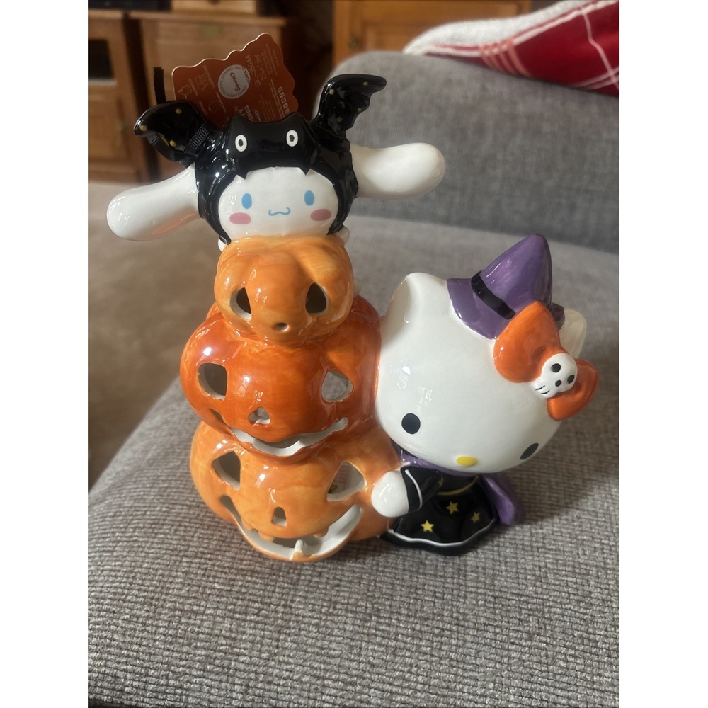 Hello Kitty cinnamon roll  Halloween Ceramic Tea Light  New 8"